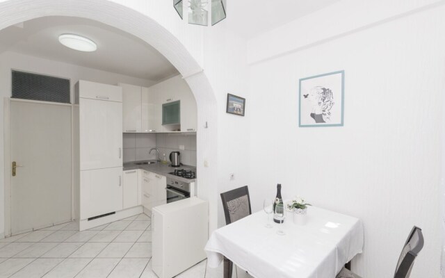 Apartments & Rooms Tina Drazica