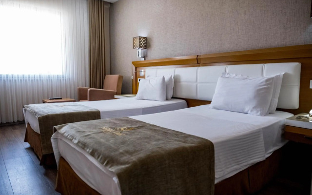 Selcuk Hotel