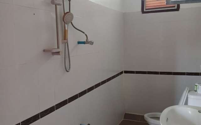 Riverside Garden Hostel