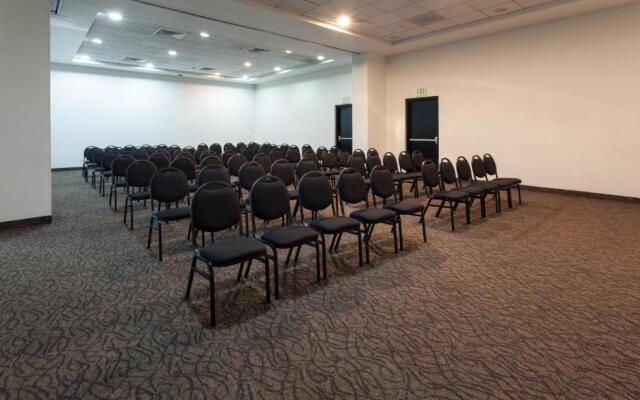 Holiday Inn Express Guadalajara Iteso by IHG