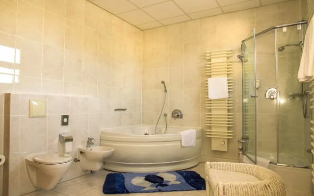 Seehotel Plau Am See