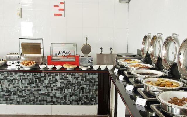 Altamira Village Hotel & Suites
