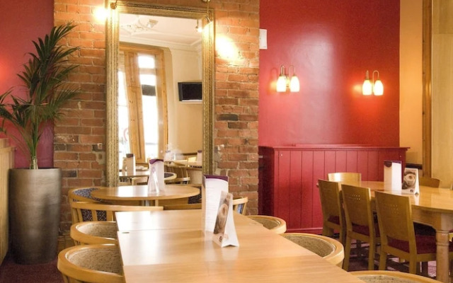 Premier Inn Newcastle City Centre - Quayside