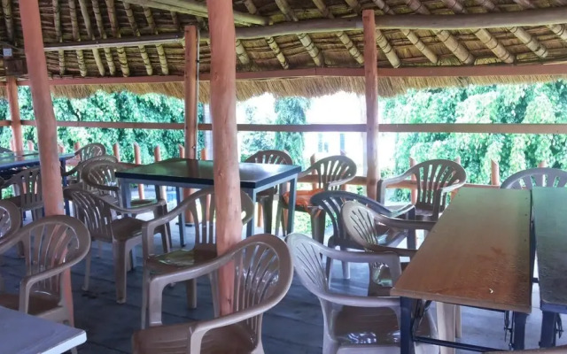 Leosim Hotel Nebbi