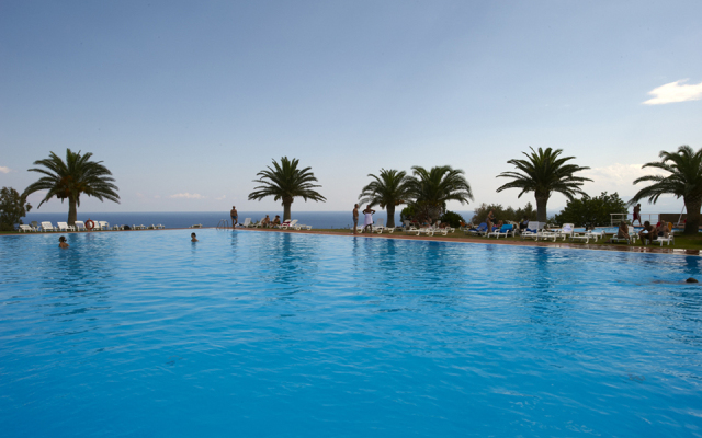 Hotel & Villaggio Torre Normanna