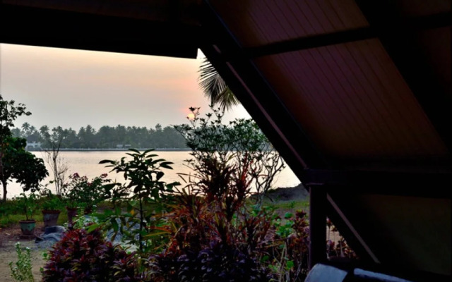 Kadaloram Beach Resort