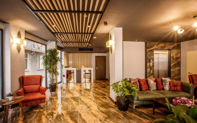 Life Point Hotel