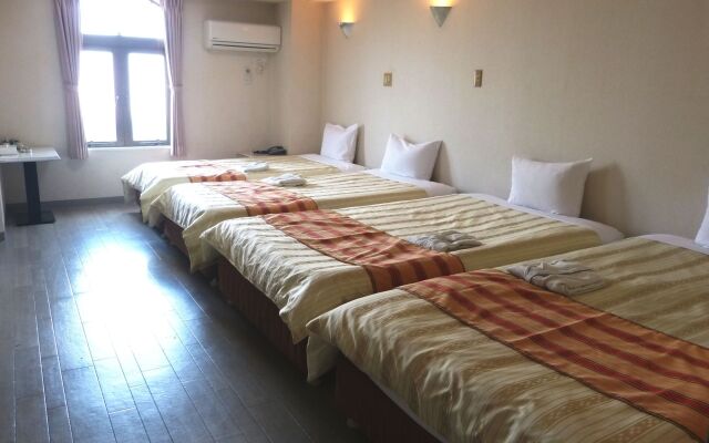 Hotel Peace Island Naha
