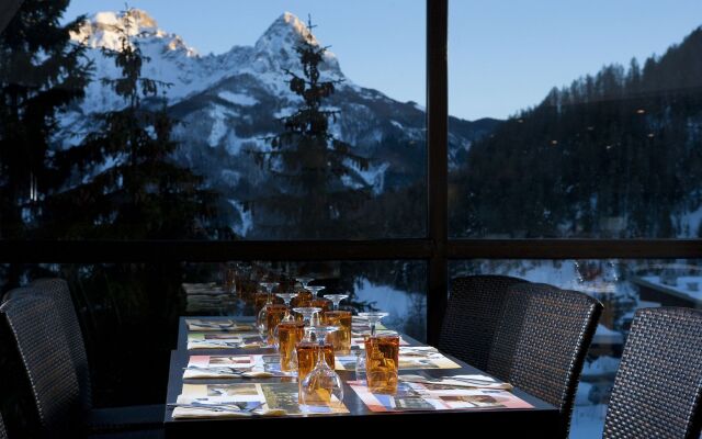 SOWELL Family Les Bergers