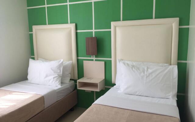 Cebu Uncle Tom's Cabin Hotel powered by Cocotel