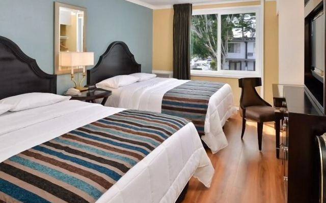 Marina Village Inn
