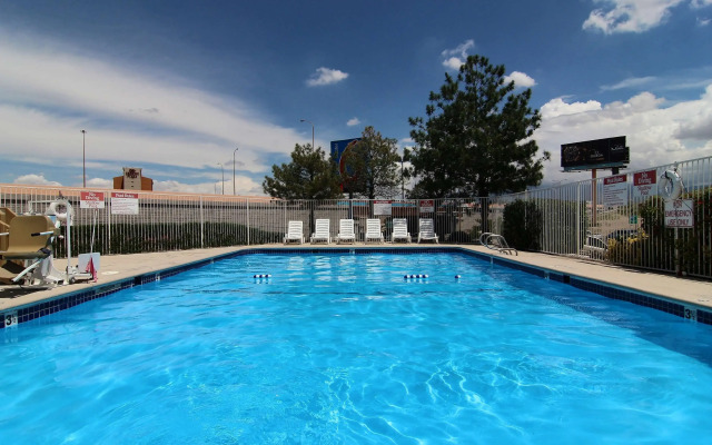 Motel 6 Albuquerque, NM - Midtown
