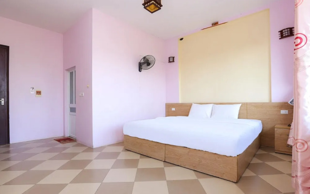 OYO 593 Bach Duong Hotel