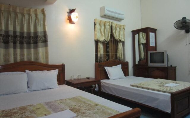Ngoc Khanh Hotel