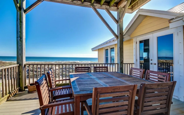 Rustic Ocean Front Cottage by RedAwning