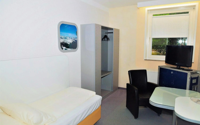 Hotel Cockpit