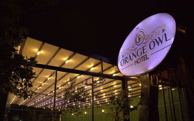 Orange Owl Hotel