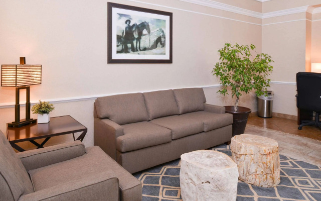 Best Western Plus Frontier Inn