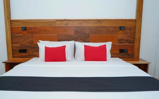 OYO 521 Kandy Grand Ocacia