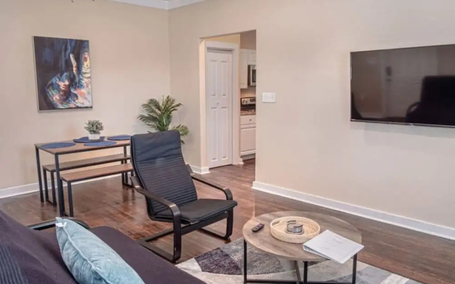 Fabulous Newly Renovated 2Br 1Ba Near Downtown
