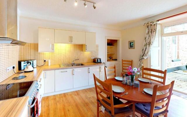Bishops Tawton Overton House 2 Bedrooms