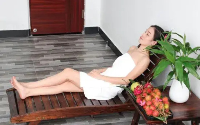 Days Hotel Hainan Baoting