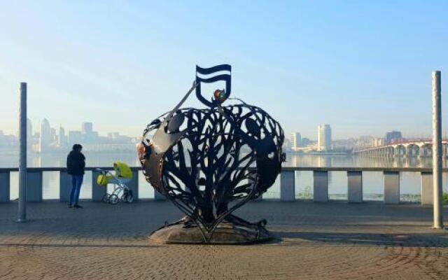 Apartment on Marshala Malinovskogo