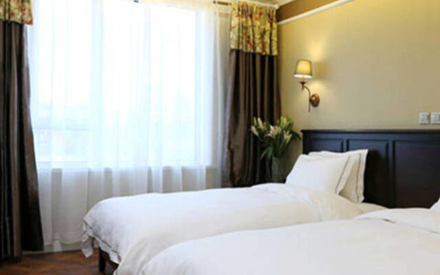 Menoni Boutique Hotel