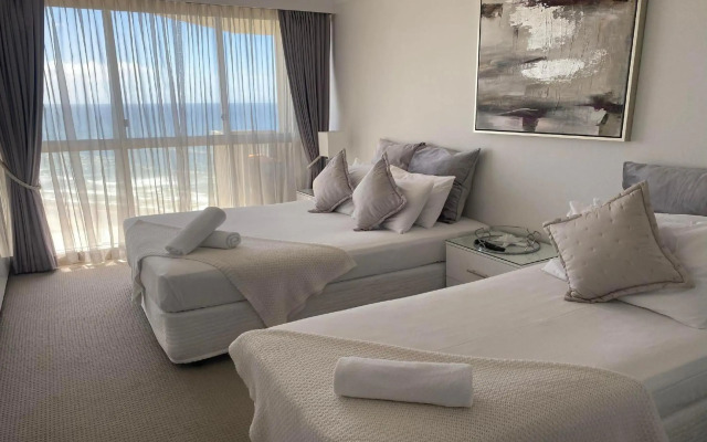 Hi Surf Beachfront Resort Apartments