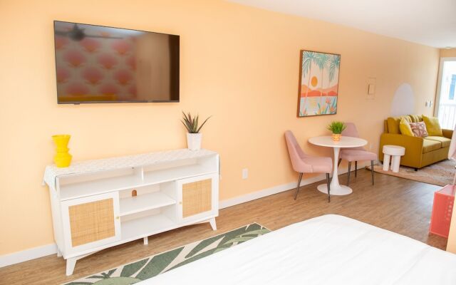 Sunburst Inn