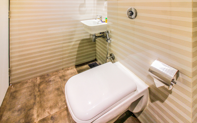 Fabhotel Rk International