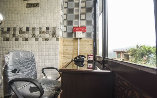 OYO 30855 Hotel Royal Residency