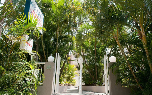 Costa D'ora Apartments