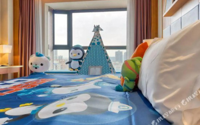 Foshan Park Lane Hotel (Qiandeng Lake)