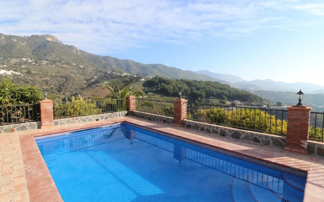 1148 Villa Miracosta