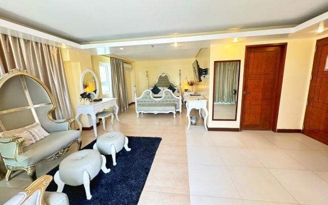 Golden Phoenix Hotel Boracay