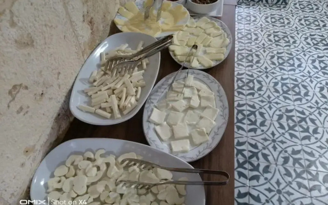 Ruken Hanim Konagi