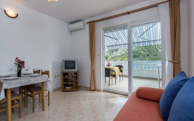 Miranda - Quiet & Next to the sea - A2