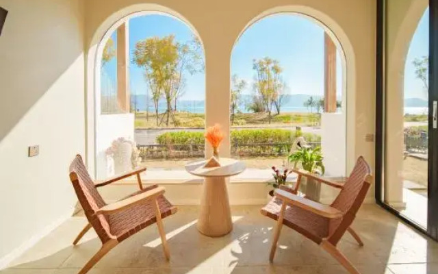 Wind and rain said sea view beauty villa