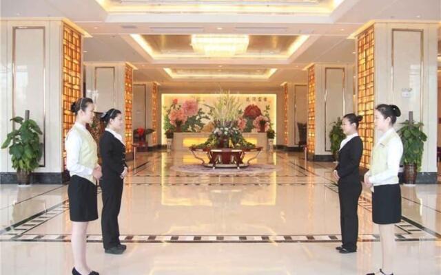 GreenTree Huainan Tianjiaan Square Guangchang road Hotel