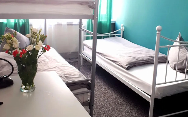 ZiZi Central Hostel