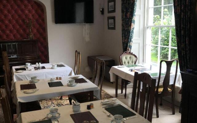 Picton House Hotel