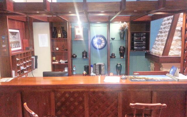 Hotel Majestic 1