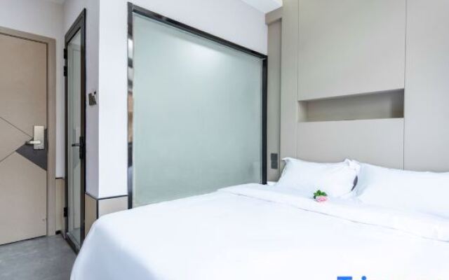 QingzhuHotel·Tianyi Select  (Shuangliu International Airport)