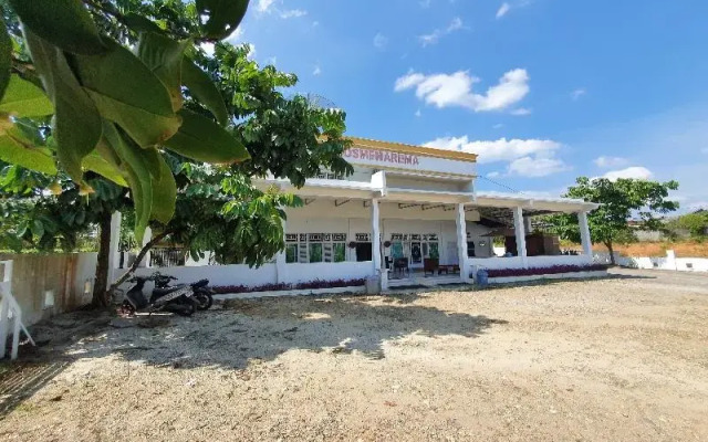 OYO 91077 Losmen Bunda Arema