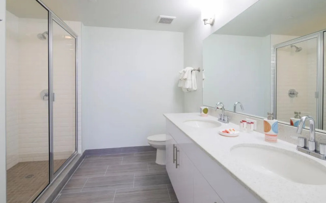Luxury 2BR Condos at Hollywood Beach