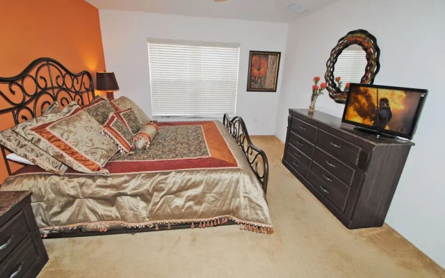 1010SC-East View by RedAwning