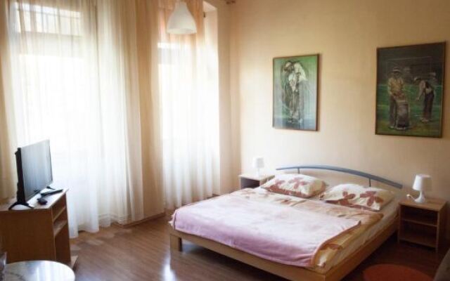 Rooms Grahor