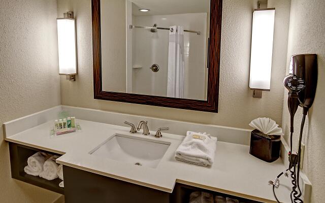 Holiday Inn Hotel & Suites Tupelo North, an IHG Hotel