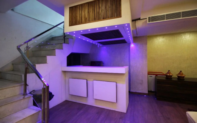 Chanson Hotels By OYO Rooms